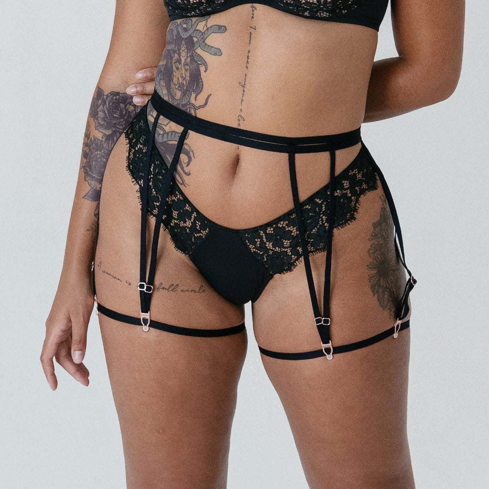 Frisson Garter - Black
